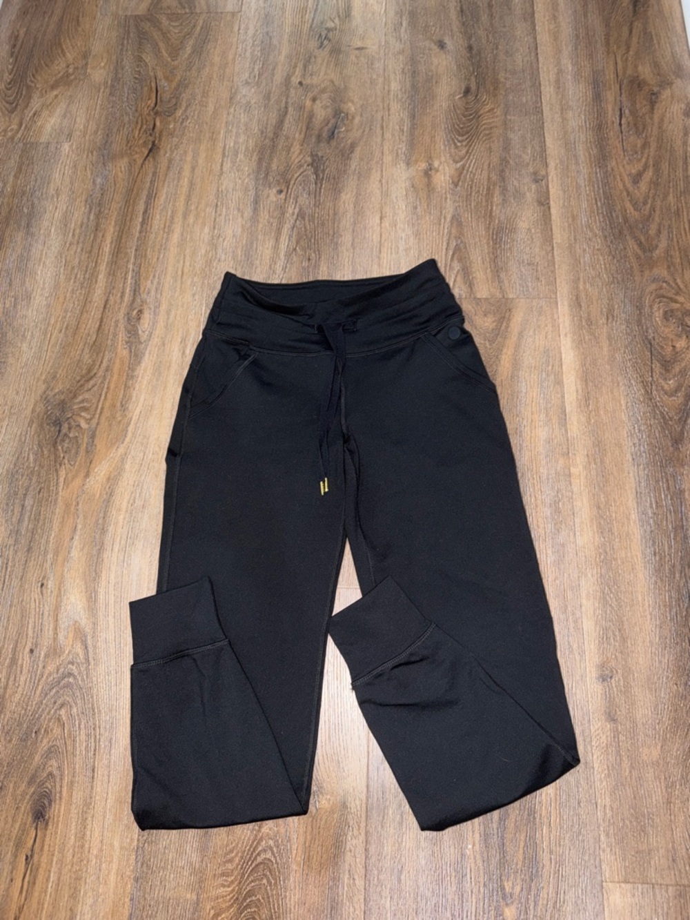 Lilly Pulitzer Island Mid Rise Jogger